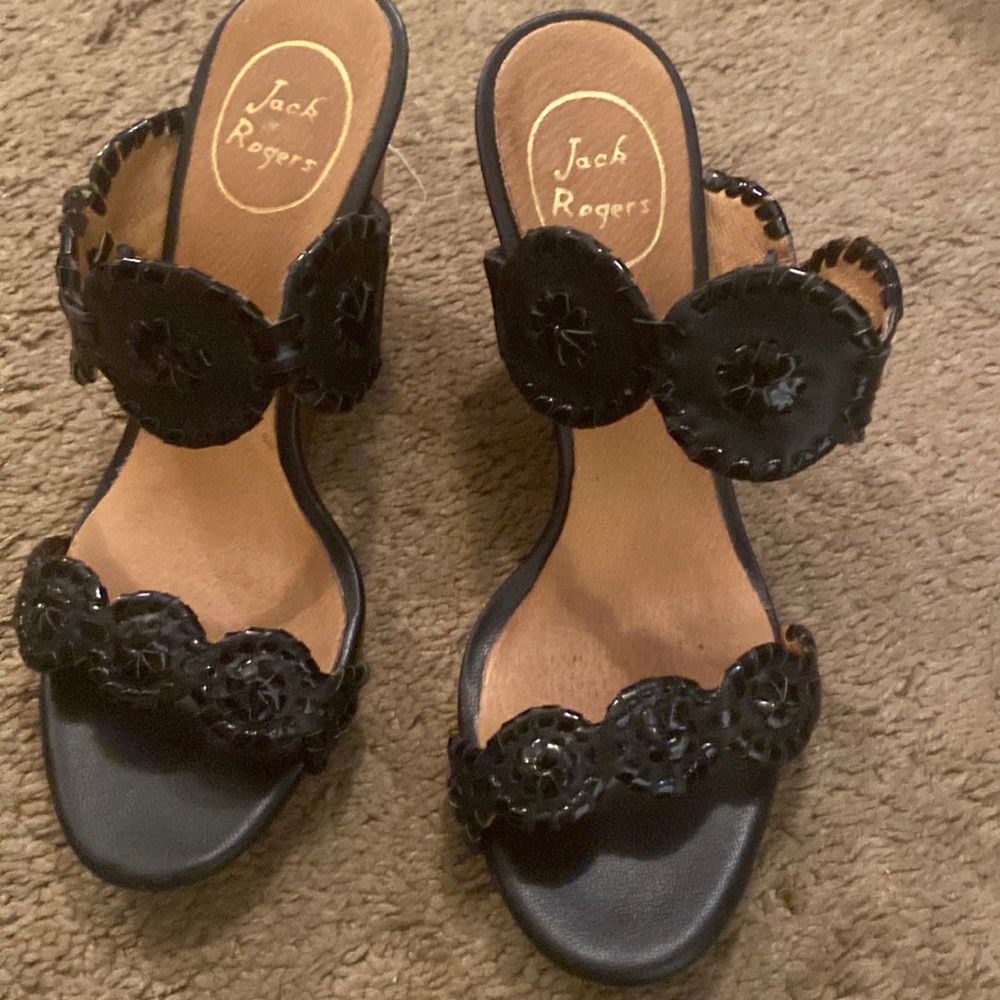 Jack Roger Lucia Wedge in Black size 6.5